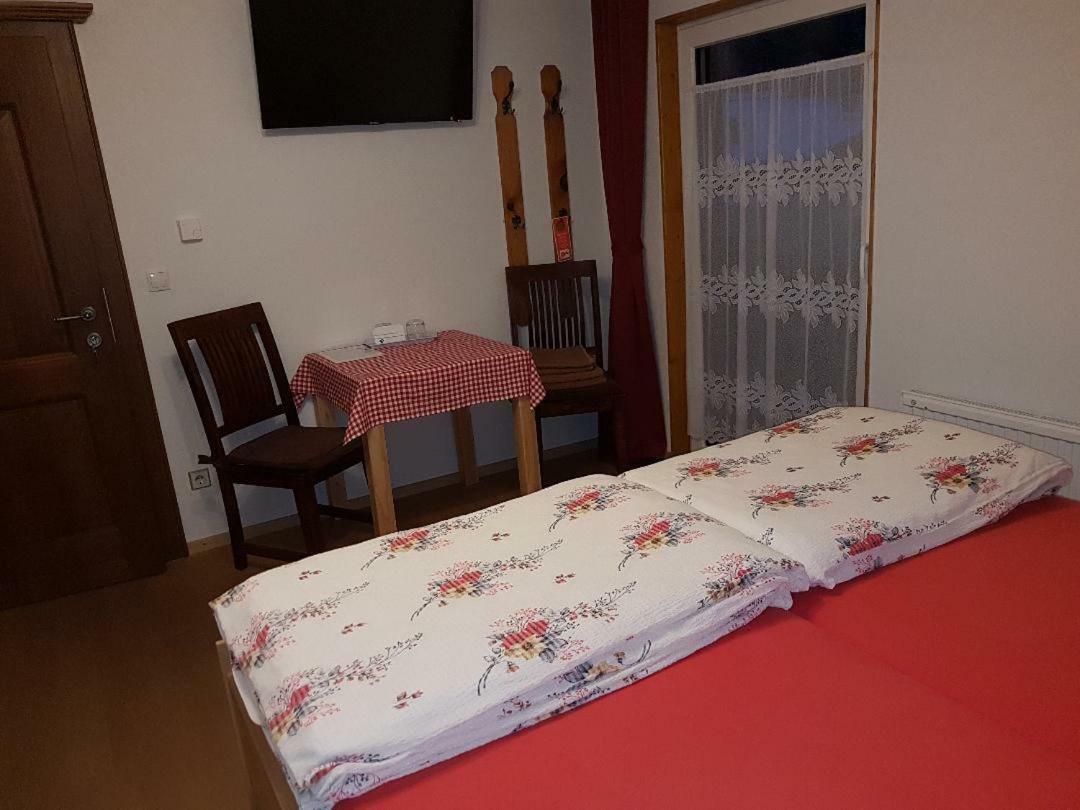 Pension Haus Rohrmoser Lungötz 外观 照片